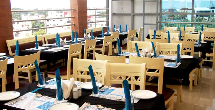 Elmas Hotel